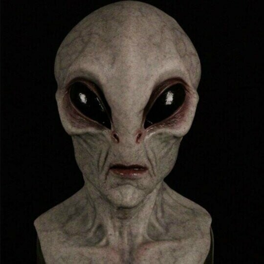 đ„đ„Hauska Aliennaamio