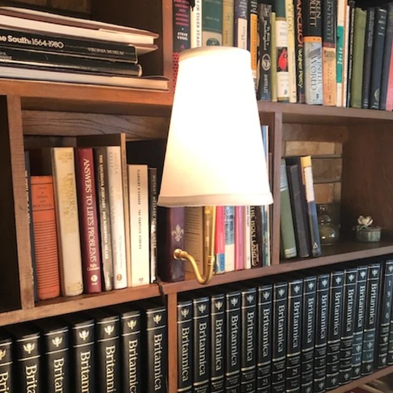 đ Varhainen joulualennus 49 % đ "Classic" Literary Lamppu - ParistokĂ€yttöinen