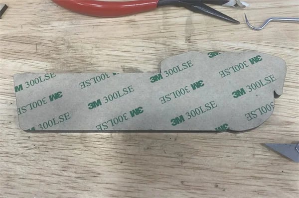 Koira auton merkki laserleikkaus auton tunnus