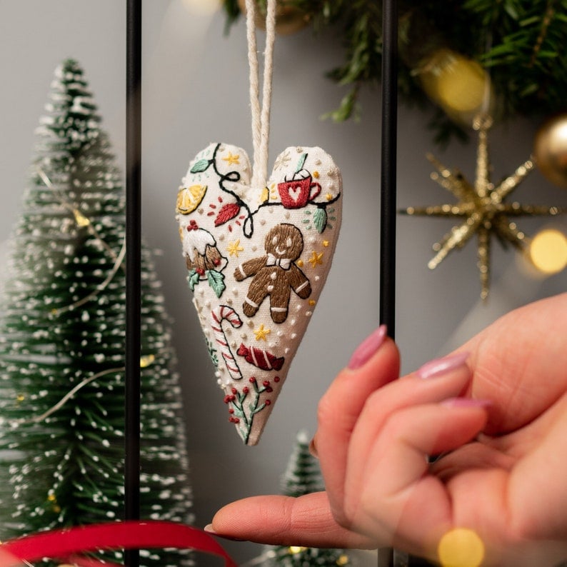 💖 DIY Sydämenmuotoinen Käsinompeltu Joulukoriste/Koristepaketti