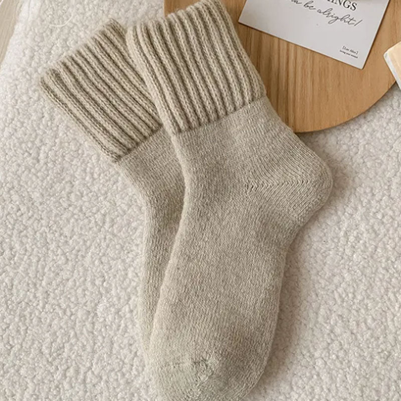 🧦 5 paria Lämpimiä VillaSukkia Mid-Calf Korkeudella