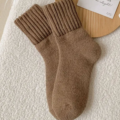 🧦 5 paria Lämpimiä VillaSukkia Mid-Calf Korkeudella