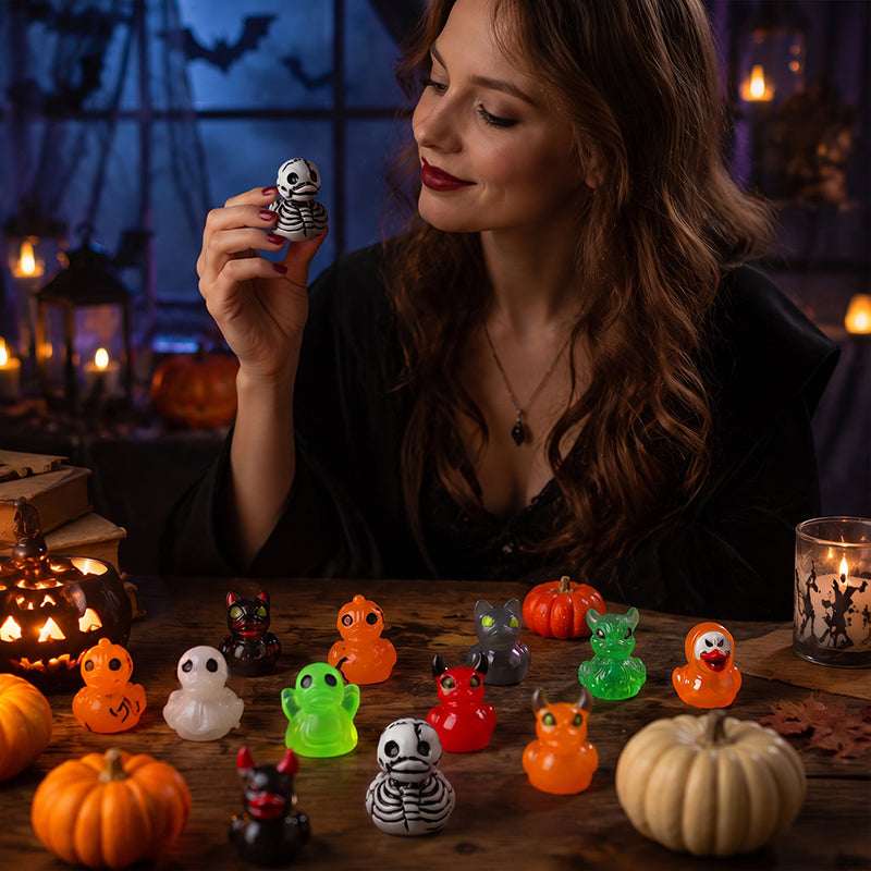 🎃🐤 Halloween Mini Harpiksænder — 12 Uhyggelige Design, 2,5 cm Små Figurer