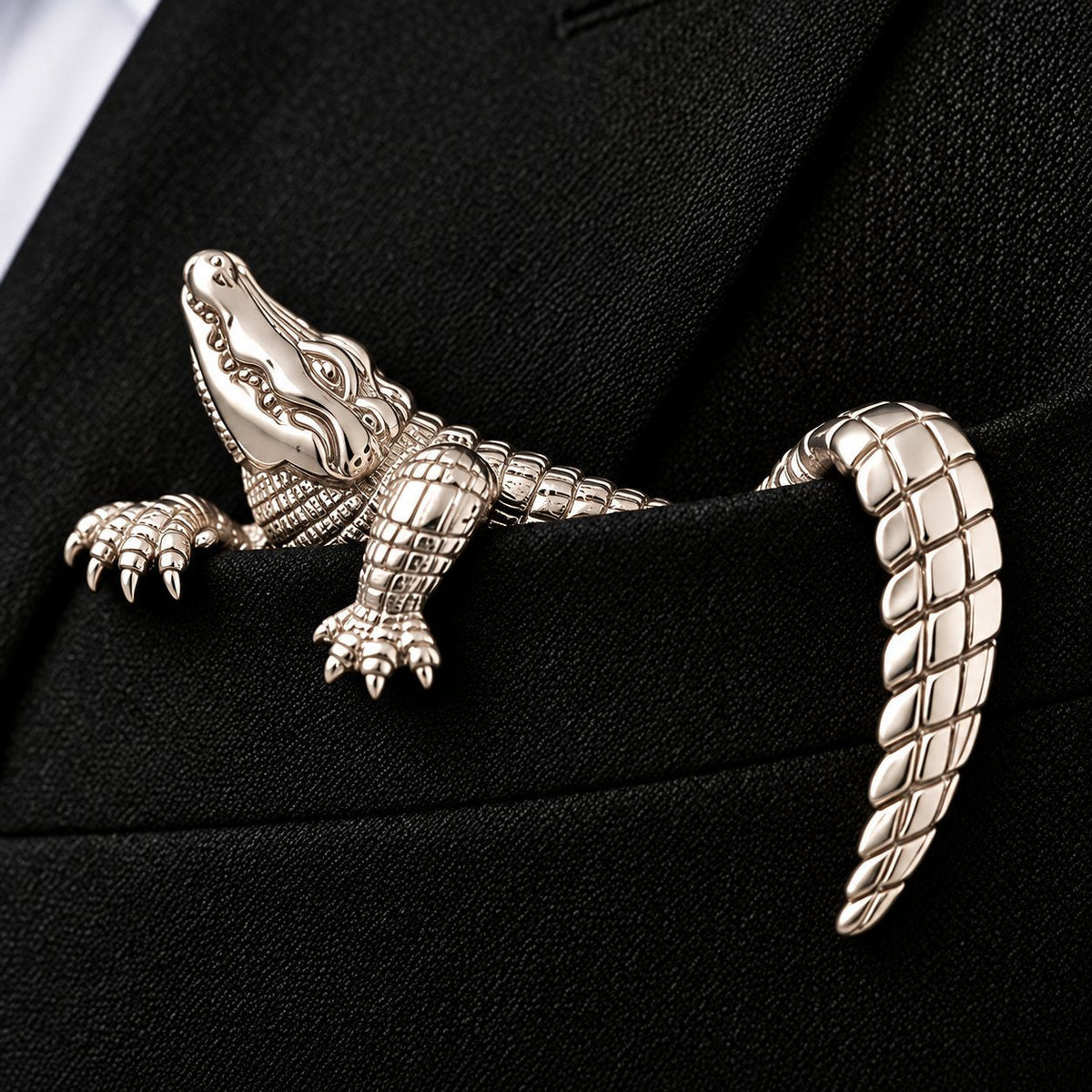 🐊✨ Skulpturel dyreformet metal-lommetørklæde