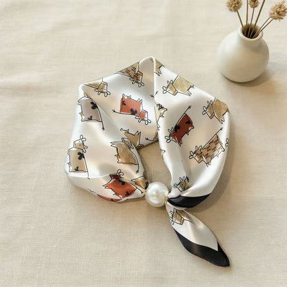 🤍 Magnetic scarf with a pearl – look elegant in seconds