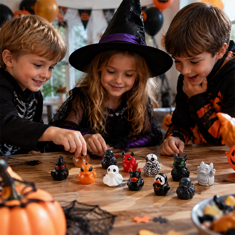 🎃🐤 Halloween Mini Harpiksænder — 12 Uhyggelige Design, 2,5 cm Små Figurer