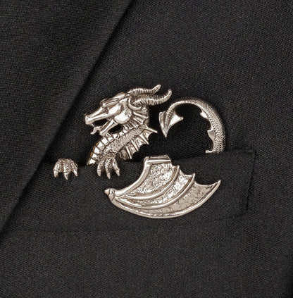 🐊✨ Skulpturel dyreformet metal-lommetørklæde