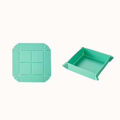 🍽️ Foldbar varmebestandig måtte & opbevaringsbakke — 2-i-1 bordskåner og snackbakke med magnetisk opbevaring 🧲