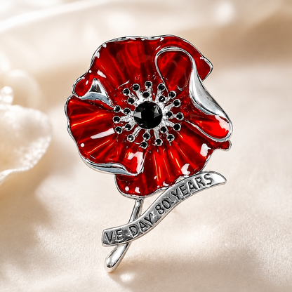 🌺🕊️ VE-dag 80-års Jubilæums Valmuebroche – Ær Deres Offer. Hædr Deres Arv