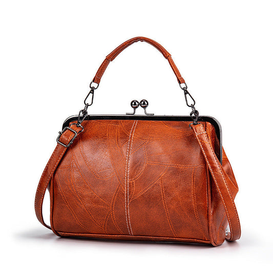 👜 2026 Ny Retro Fashion Clip Bag 👛 Kombinerer elegance og funktionalitet!