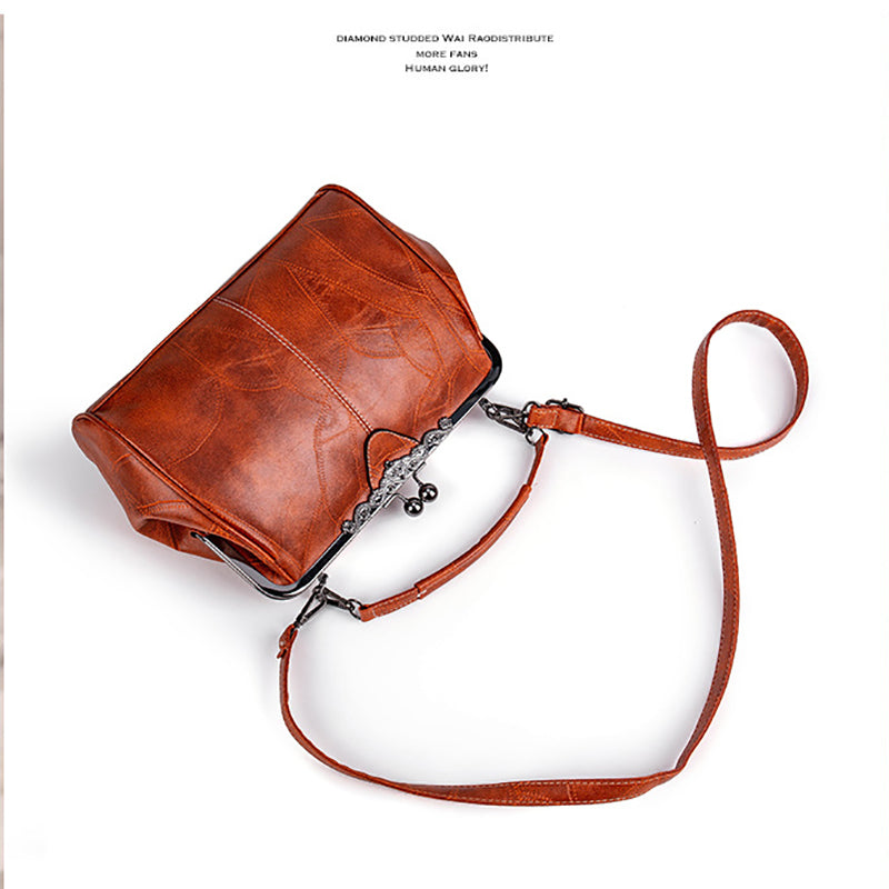👜 2026 Ny Retro Fashion Clip Bag 👛 Kombinerer elegance og funktionalitet!