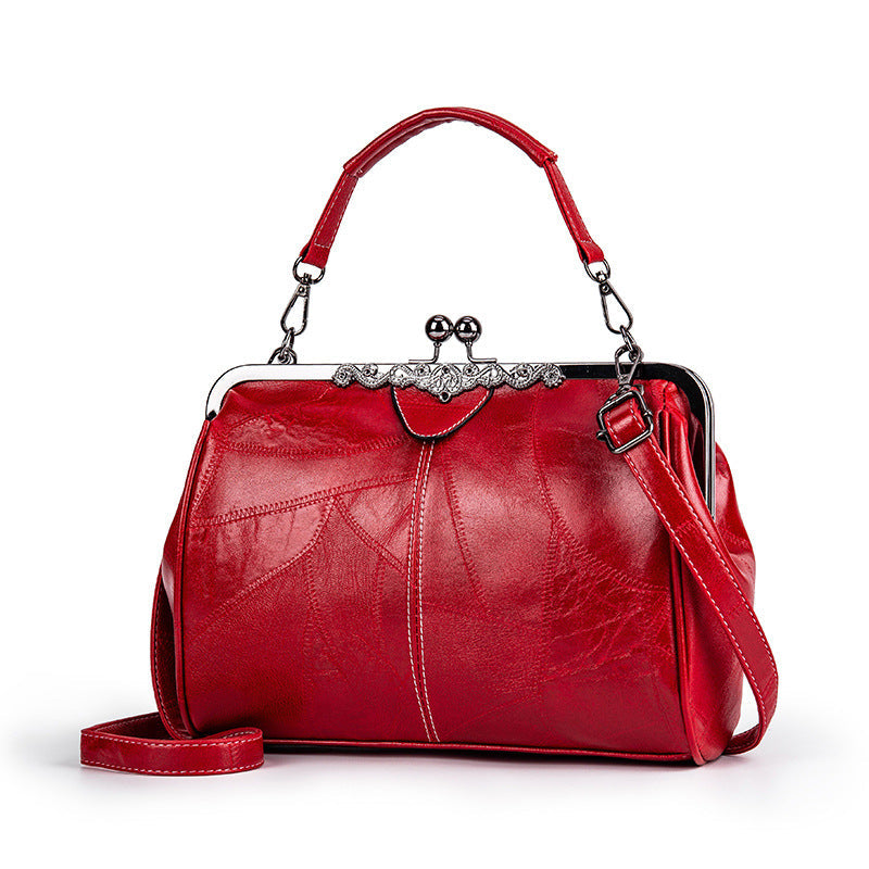👜 2026 Ny Retro Fashion Clip Bag 👛 Kombinerer elegance og funktionalitet!