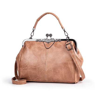 👜 2026 Ny Retro Fashion Clip Bag 👛 Kombinerer elegance og funktionalitet!