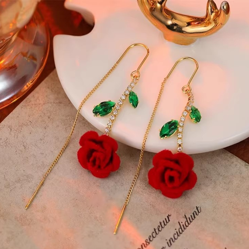 🌹✨KAMPAGNE -50%💎Rød-rosa øreringe med krystalstav – Threader-stil, mikro-indfattet & romantisk design (guld med grøn)