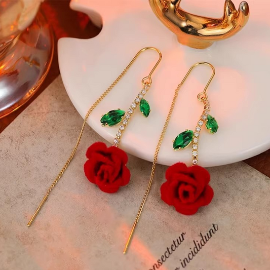 🌹✨KAMPAGNE -50%💎Rød-rosa øreringe med krystalstav – Threader-stil, mikro-indfattet & romantisk design (guld med grøn)