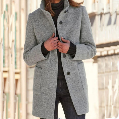 🧥 Damefrakke i vintage-stil med ståkrave