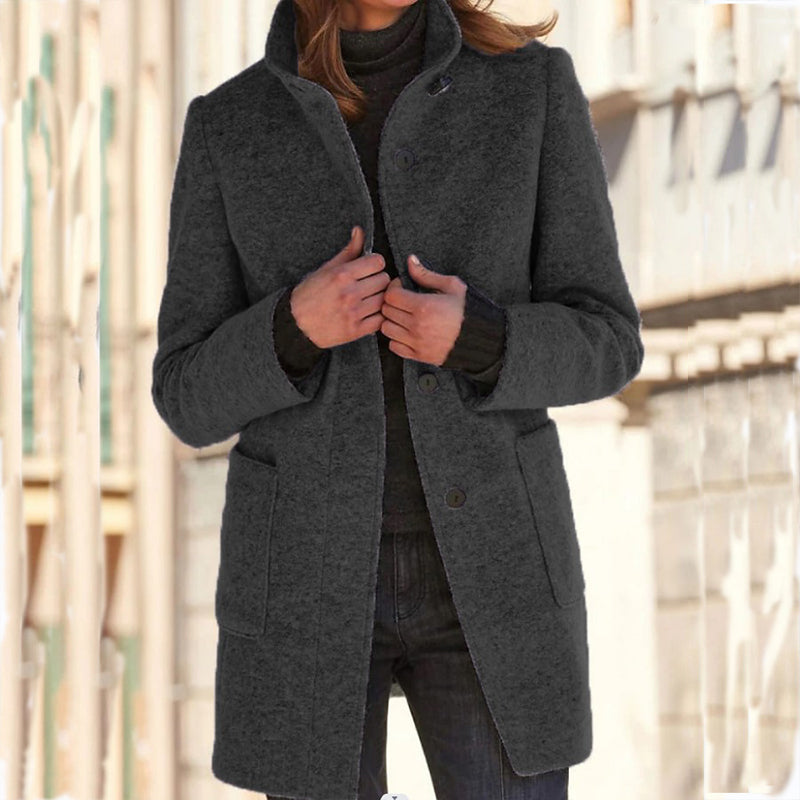 🧥 Damefrakke i vintage-stil med ståkrave